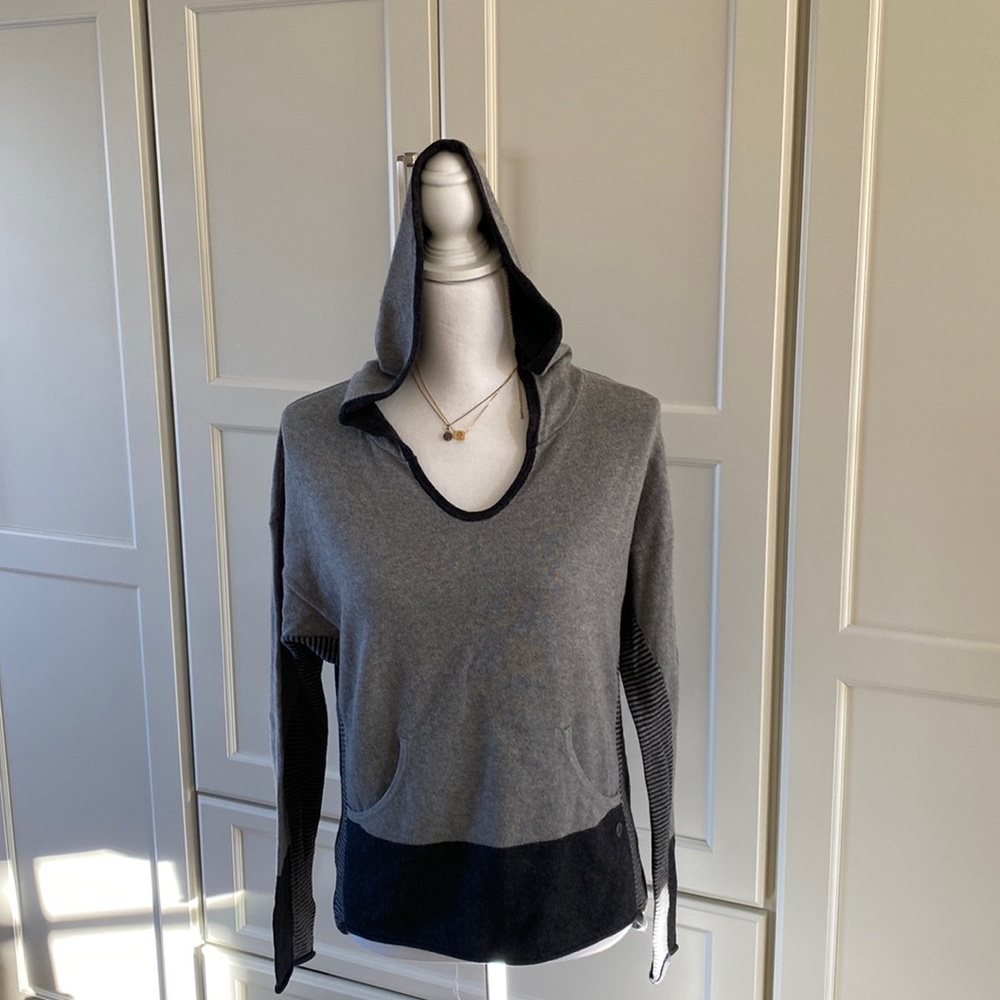 Prana Cashmere vneck hoodie